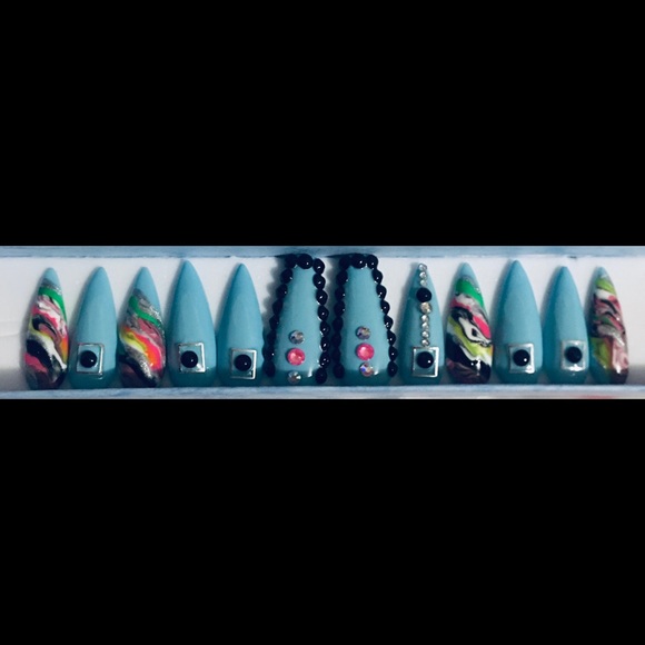 Blue Whirl Stiletto Nails w/ballerina thumb-LARGE - Picture 8 of 9